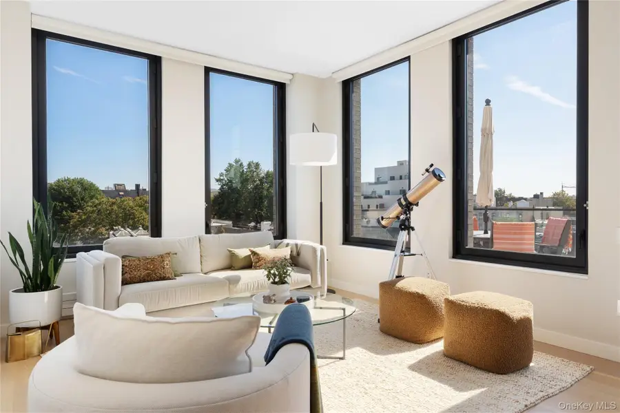 21-21 31st Street #4E, Astoria, NY 11105 - Image #3