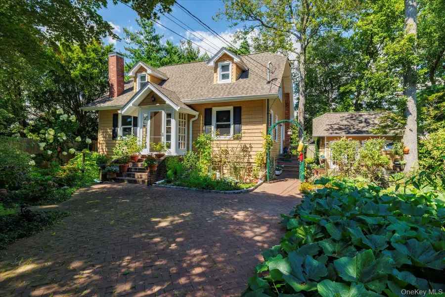 441 New York Avenue, Baldwin, NY 11510 - Image #2