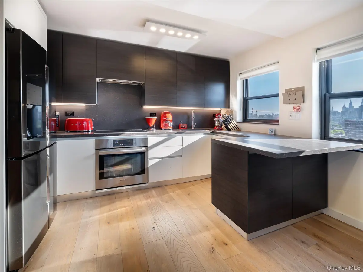 25-40 Shore Boulevard #17K., Astoria, NY 11102 - Image #1