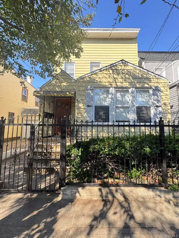 33-28 105th Street, Corona, NY 11368