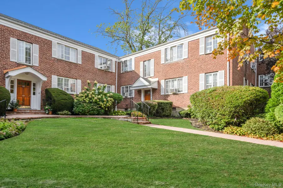 44 Nathan Hale Drive #58A, Huntington, NY 11743 - Image #2