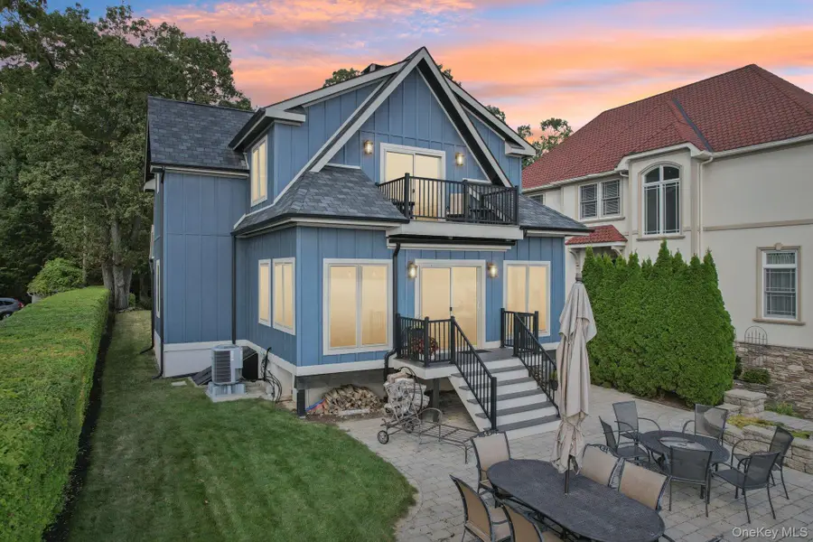 14 Woodlands Terrace, Greenwood Lake, NY 10925 - Image #2