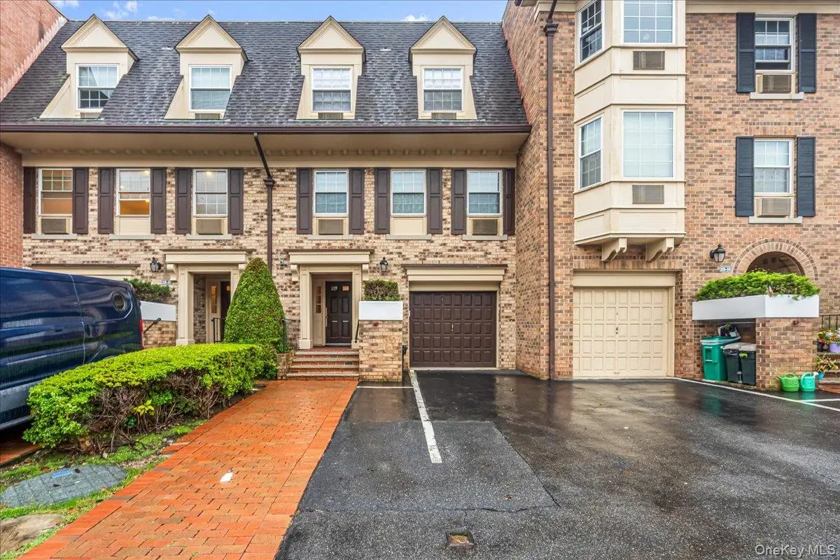 208-06 Robert Road #2, Bayside, NY 11360 - Image #1