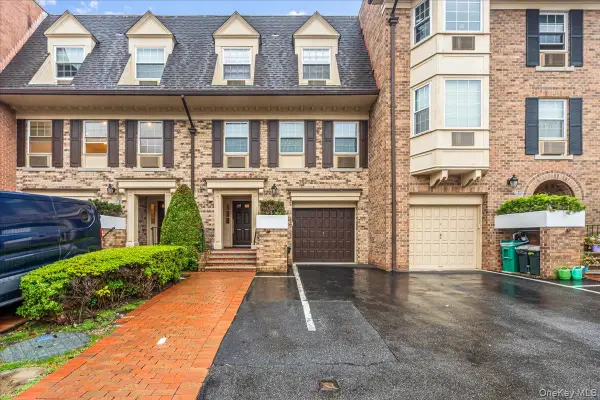 208-06 Robert Road #2, Bayside, NY 11360