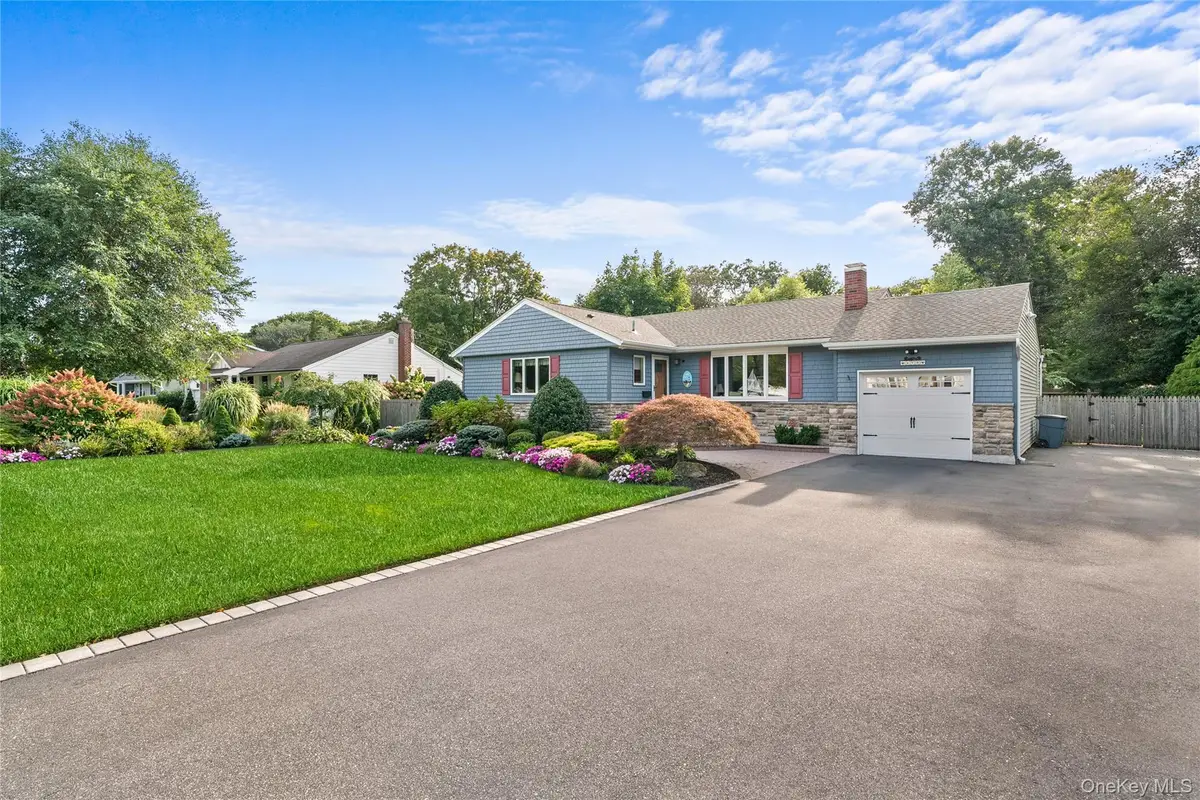 476 Sayville Boulevard, Sayville, NY 11782 - #1