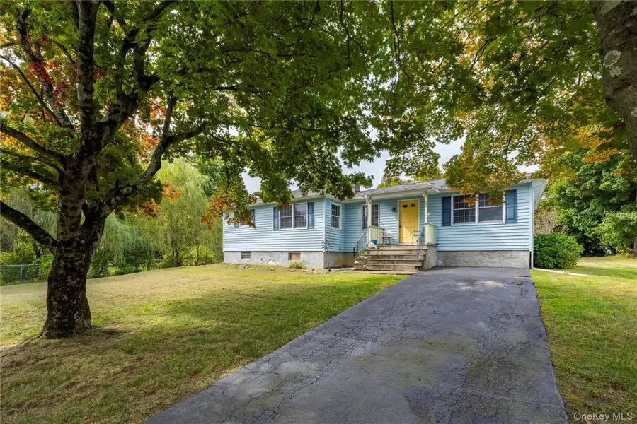 33 Ridgeview Avenue, Mahopac, NY 10541 - Image #2