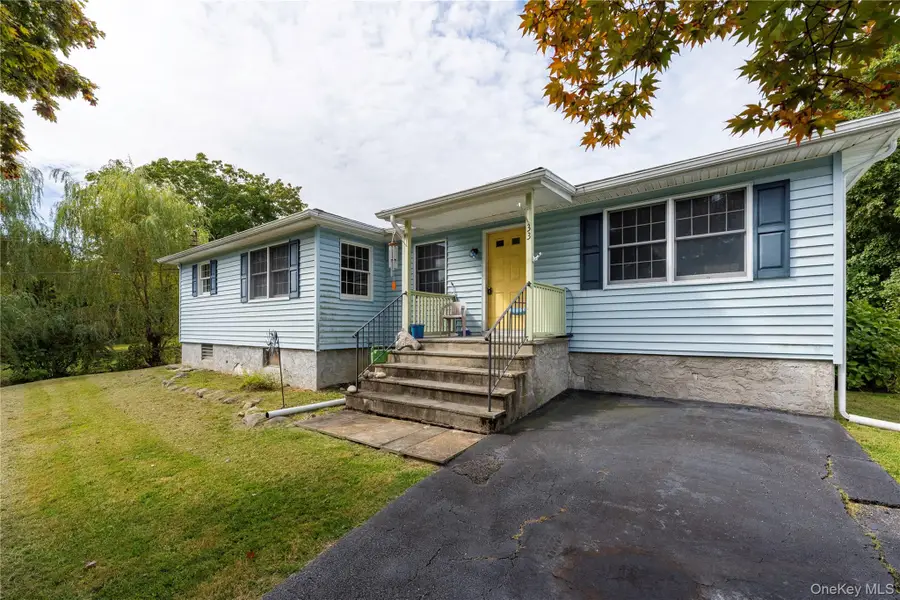 33 Ridgeview Avenue, Mahopac, NY 10541 - Image #3