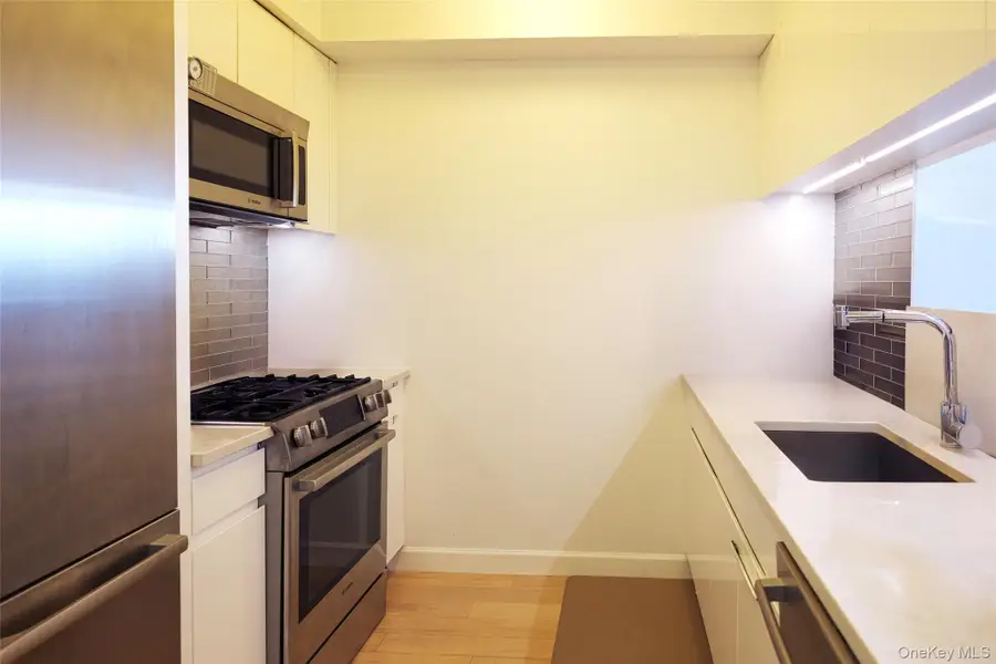 138-35 39th Avenue #12L, Flushing, NY 11354 - Image #3