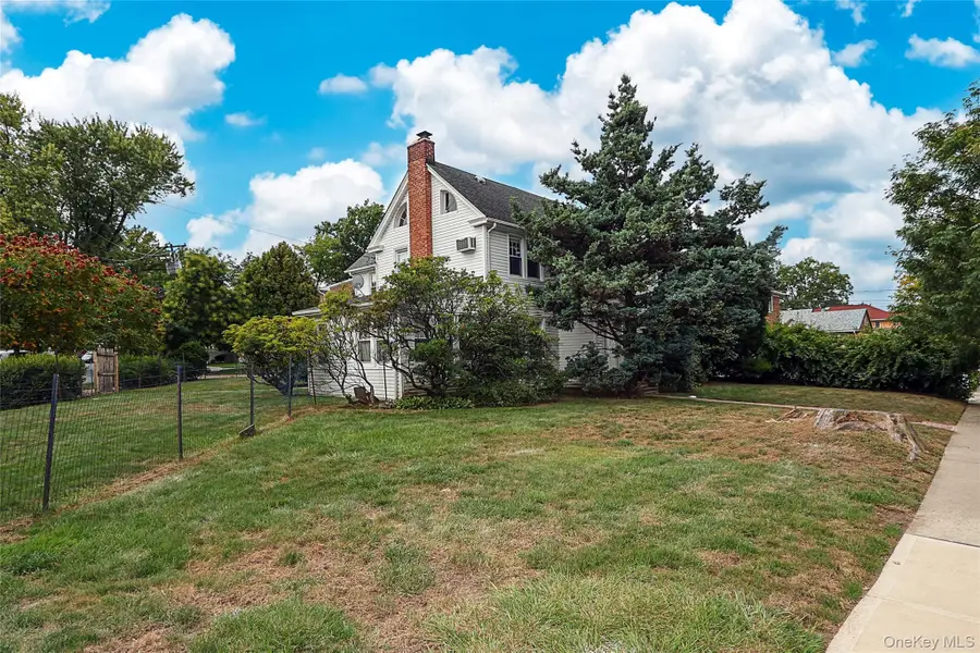 52-50 Little Neck Parkway, Little Neck, NY 11362 - Image #3