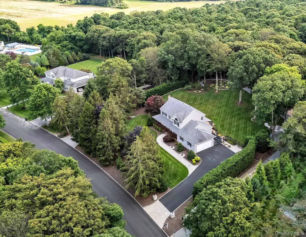 181 Landing Lane, Baiting Hollow, NY 11933 - Image #1