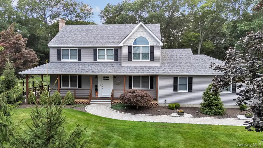 181 Landing Lane, Baiting Hollow, NY 11933 - Image #3