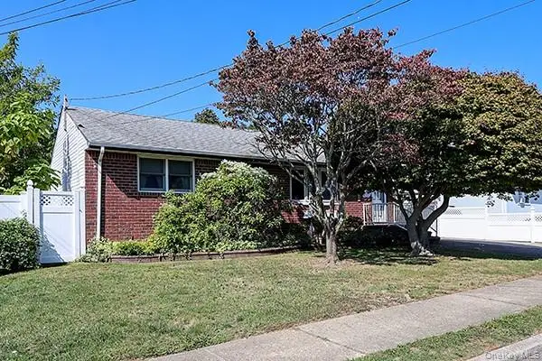119 S 6th Street, Bethpage, NY 11714 - Image #2