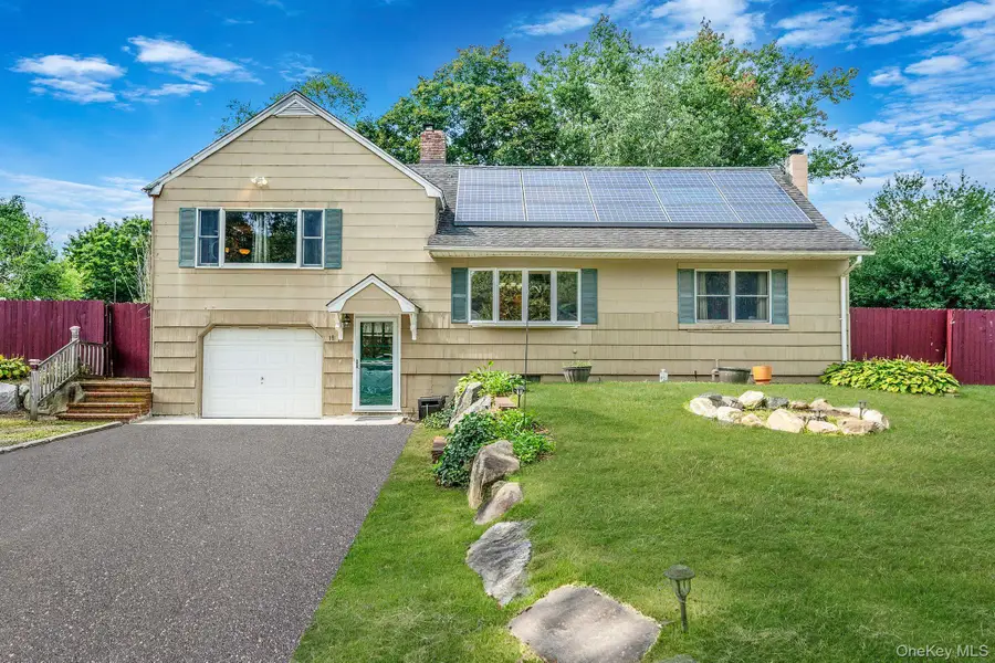 18 Lakeview Drive, Middle Island, NY 11953 - Image #3