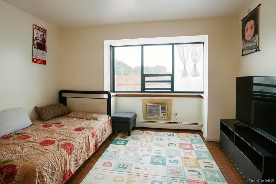 4508 80th Street #3C, Elmhurst, NY 11373 - Image #3