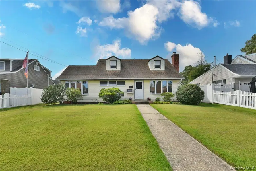 136 Maple Street, Massapequa Park, NY 11762 - #2