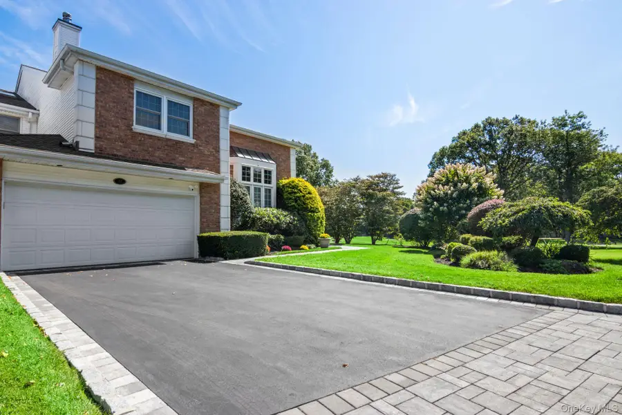 77 The Woods, Commack, NY 11725 - Image #3