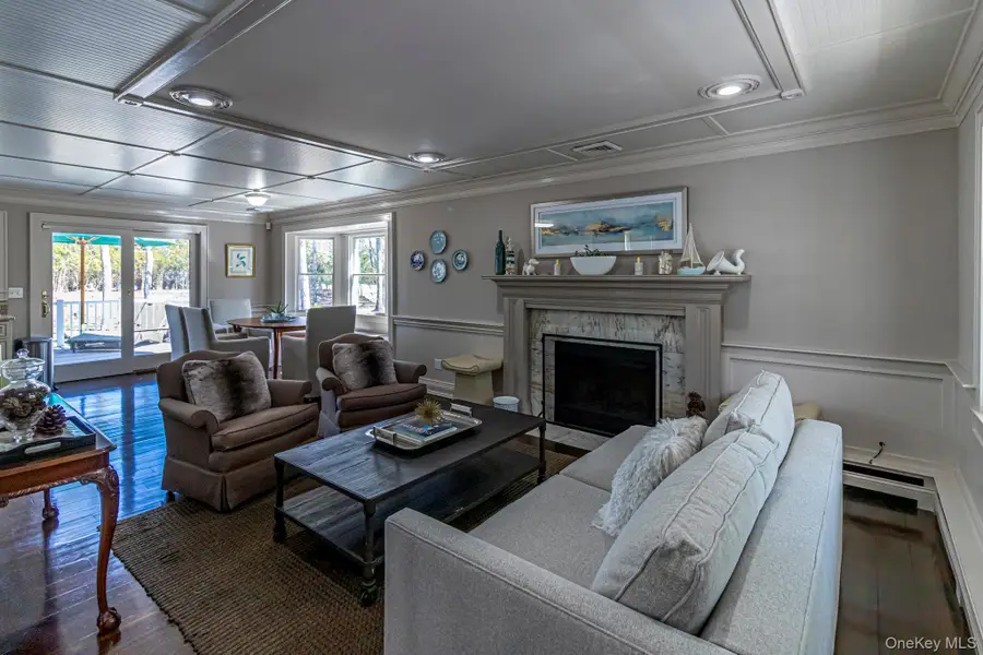 6 Bayview Terrace, Hampton Bays, NY 11946 - Image #2