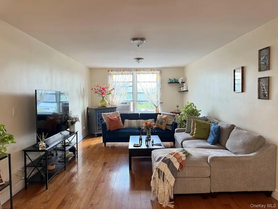 60-11 Broadway #3S, Woodside, NY 11377 - Image #2