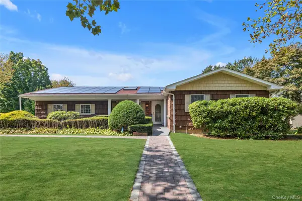 42 Oakledge Drive, East Northport, NY 11731