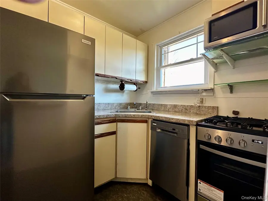 63 Fairharbor Drive #63, Patchogue, NY 11772 - Image #3