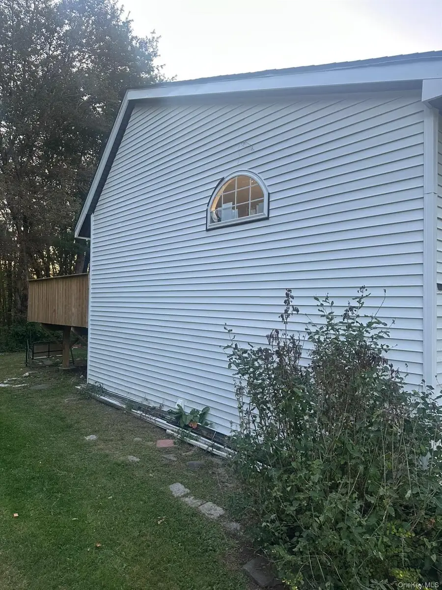 15 Medallion Road, Kiamesha Lake, NY 12751 - Image #3