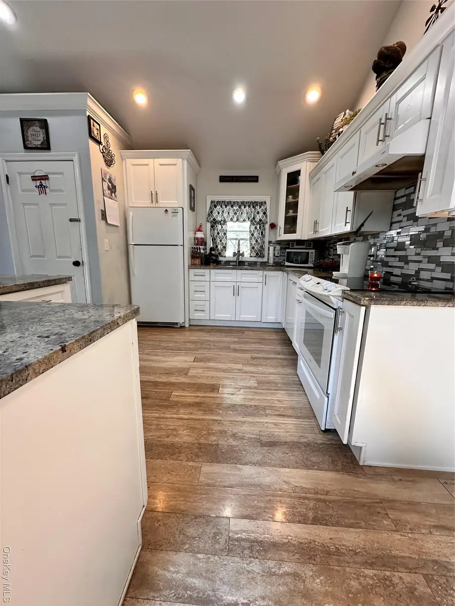 1519 Wantagh Avenue, Wantagh, NY 11793 - Image #2