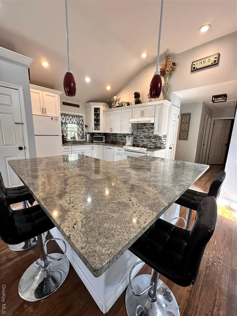 1519 Wantagh Avenue, Wantagh, NY 11793 - Image #3