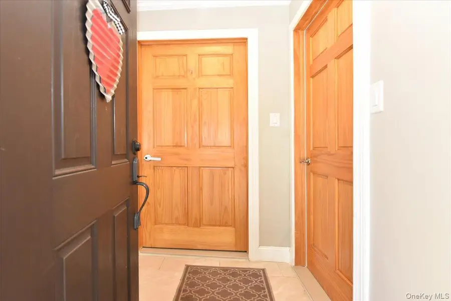 119 Sheridan Avenue, Williston Park, NY 11596 - Image #3