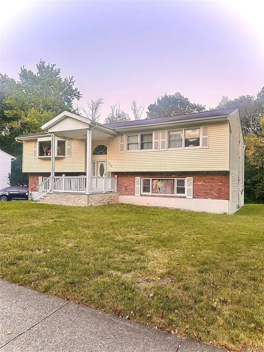 123 Rockland Lane, Spring Valley, NY 10977 - Image #2