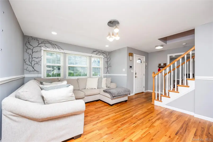 231 Shelter Road, Ronkonkoma, NY 11770 - Image #3