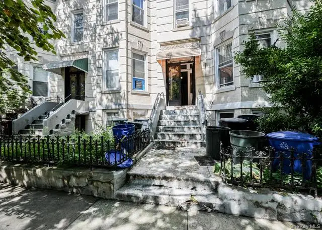 61-53 Gates Avenue, Ridgewood, NY 11385 - Image #1