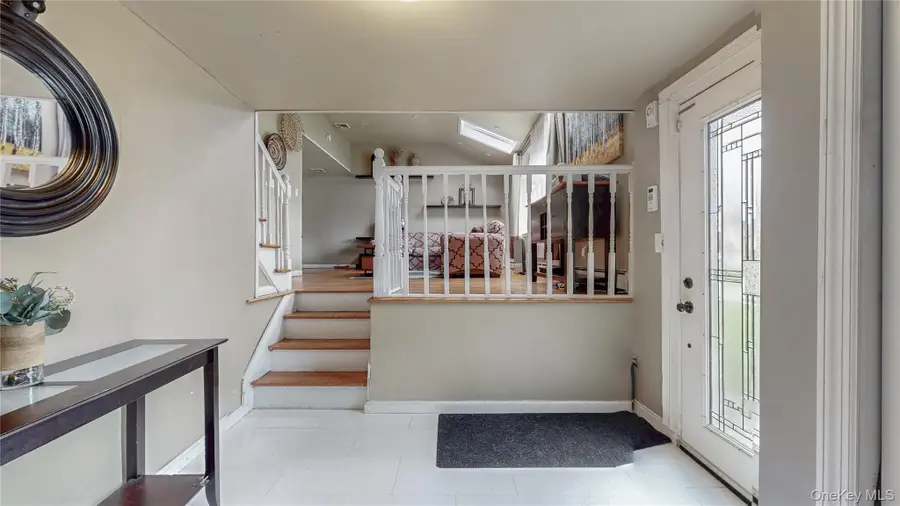 62 Summit Street, Hicksville, NY 11801 - Image #3