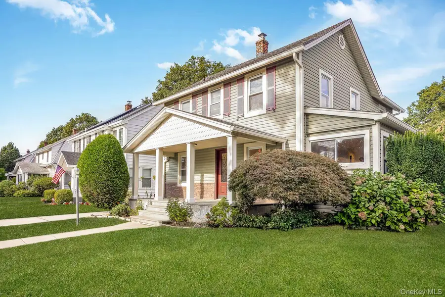 134 Marcellus Road, Mineola, NY 11501 - Image #2