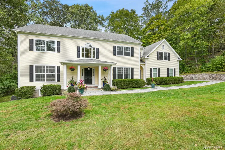 19 Ledgewood Lane, South Salem, NY 10590 - Image #2