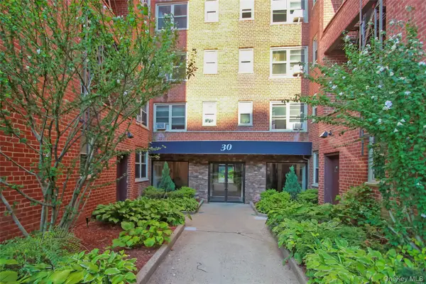 30 N Broadway #4C, White Plains, NY 10601