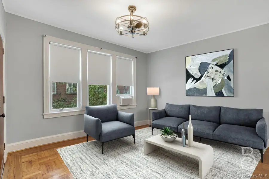 37-09 20th Road, Astoria, NY 11105 - Image #3