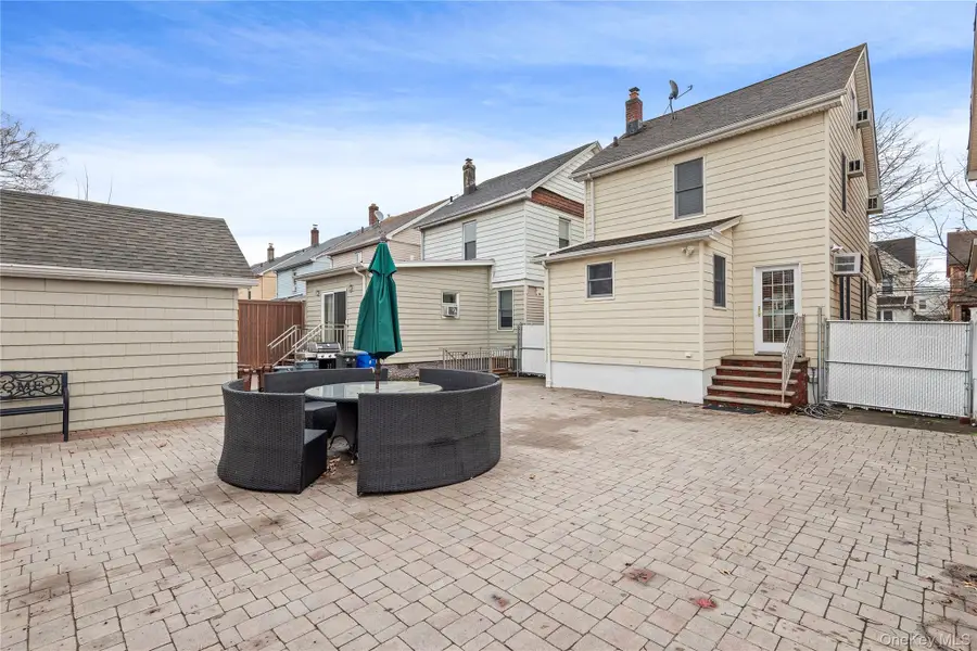 8921 Aubrey Avenue, Glendale, NY 11385 - Image #3