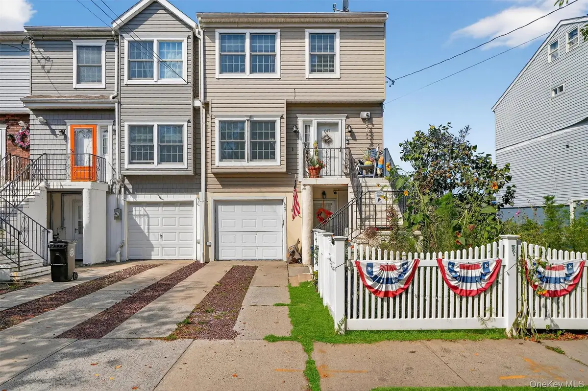 647 Minnieford Avenue, Bronx, NY 10464 - Image #1