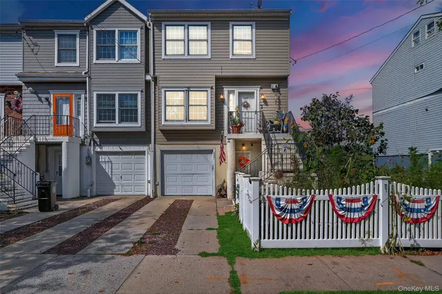 647 Minnieford Avenue, Bronx, NY 10464 - Image #2