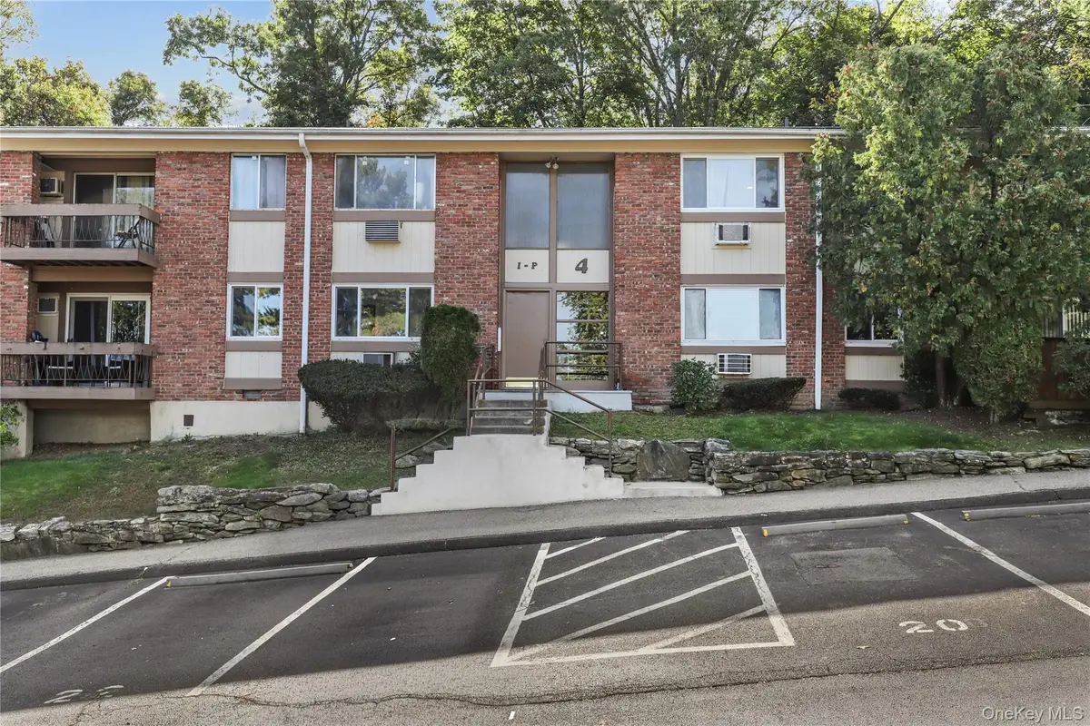 4 Rolling Way #M, Peekskill, NY 10566 - Image #1