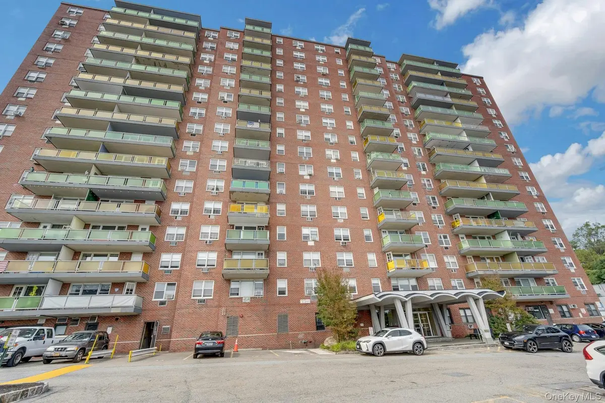 1853 Central Park Avenue #9J, Yonkers, NY 10710 - Image #1