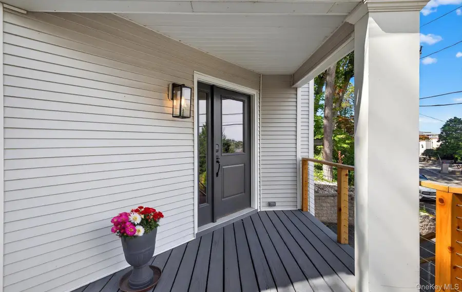 602 Mckinley Terrace, Centerport, NY 11721 - #3