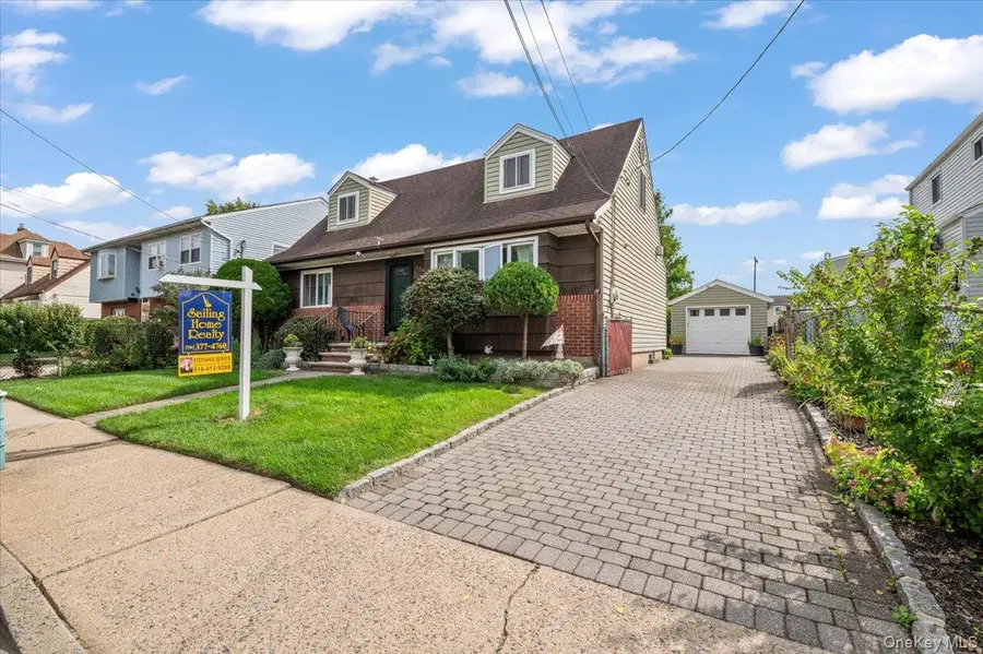 126 Carnegie Avenue, Elmont, NY 11003 - Image #3