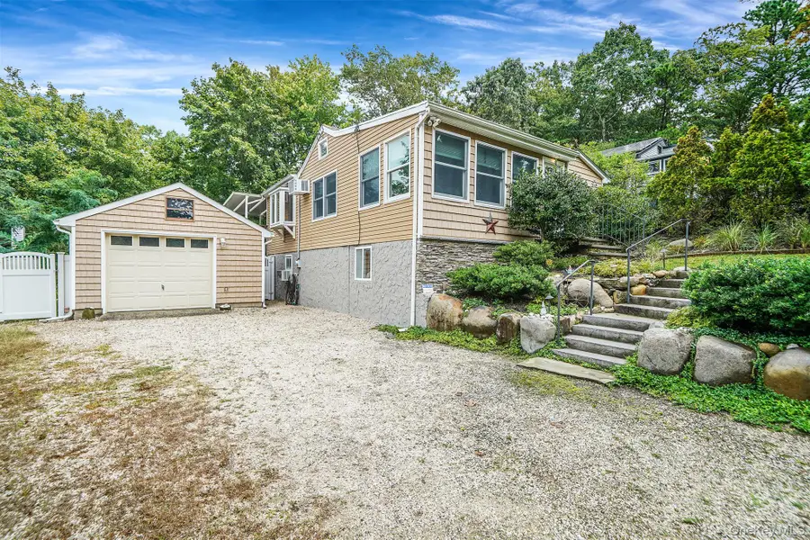 29 Diana Road, Rocky Point, NY 11778 - Image #3