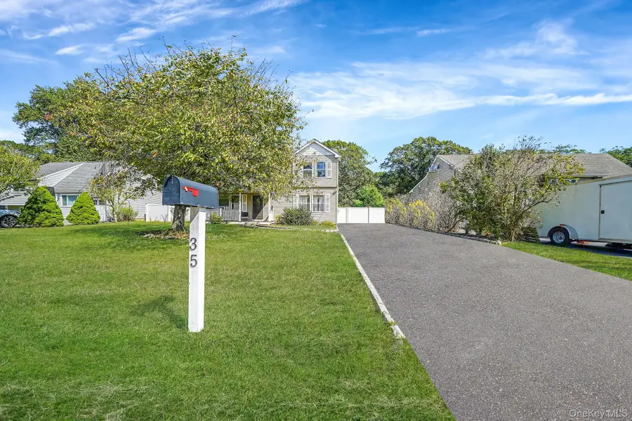 35 Maple Avenue, Bellport, NY 11713 - Image #2