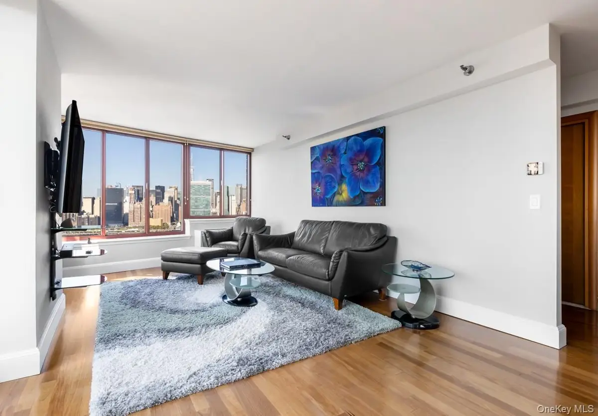 4-74 48th Avenue #25A, Long Island City, NY 11109 - Image #1