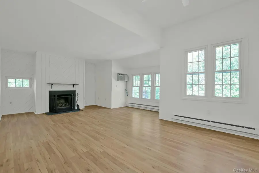 204 Holly Stream Court, Brewster, NY 10509 - Image #2