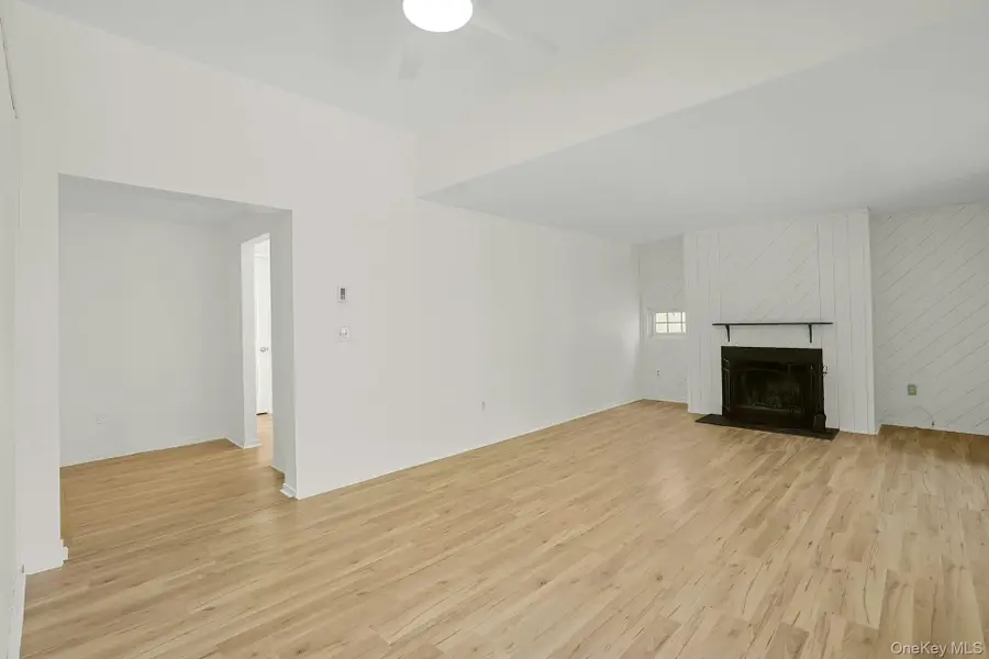 204 Holly Stream Court, Brewster, NY 10509 - Image #3