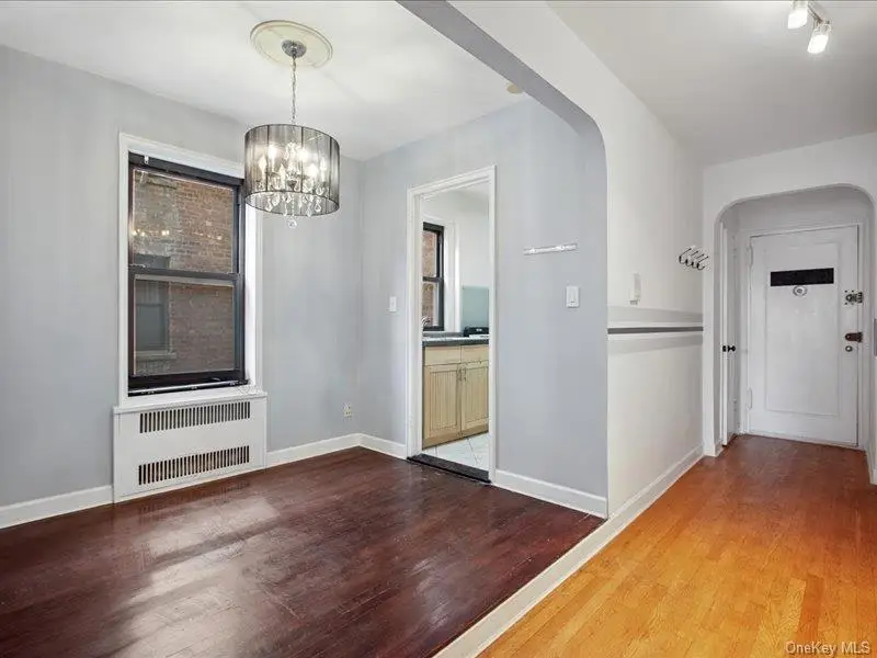 96-11 65 Road #402, Rego Park, NY 11374 - Image #2