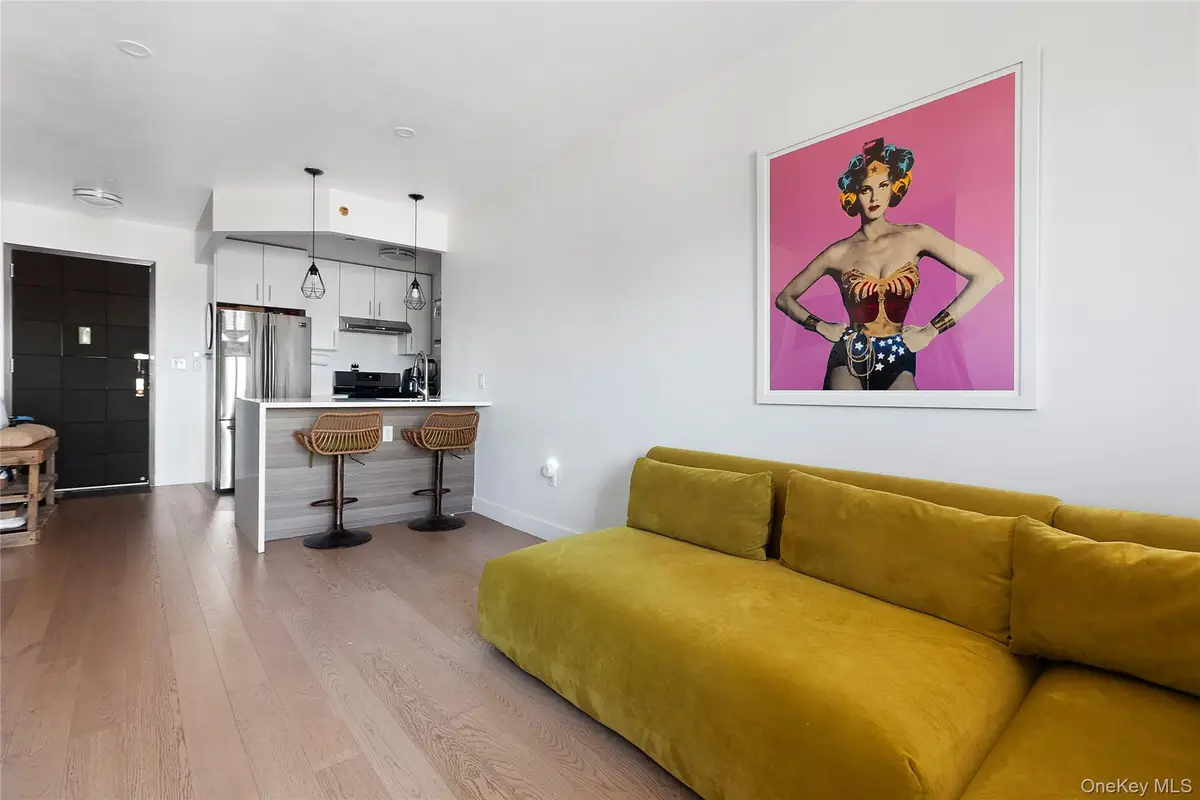 6298 Woodhaven Boulevard #4I, Rego Park, NY 11374 - Image #1